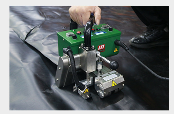 HDPE geomembrane welding machine BGT-GM1/GM2 is used in water conservancy