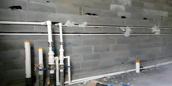 PVC adhesive socket pipe fittings are used in building water supply and drainage systems.